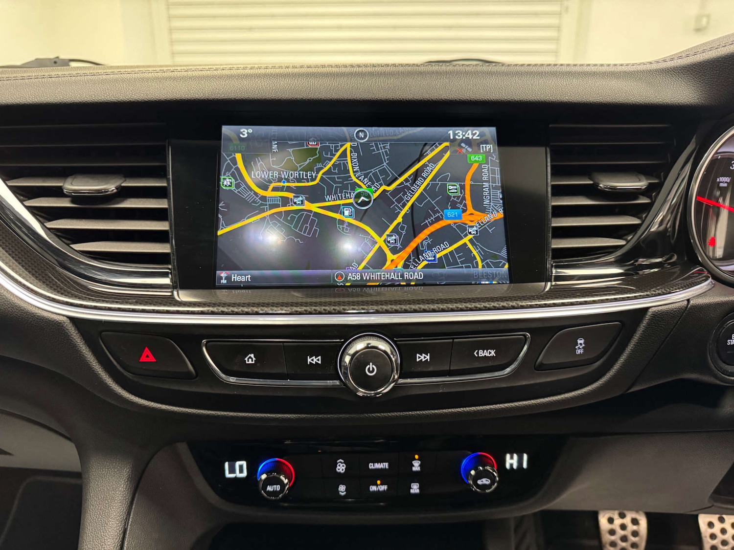 Used Vauxhall Insignia 2017 for sale - 77137075: Photo 16