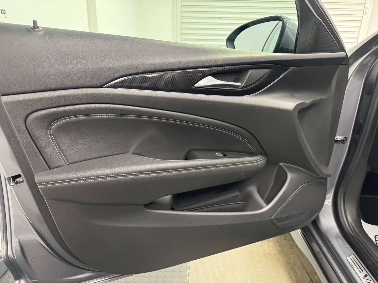 Used Vauxhall Insignia 2017 for sale - 77137075: Photo 19