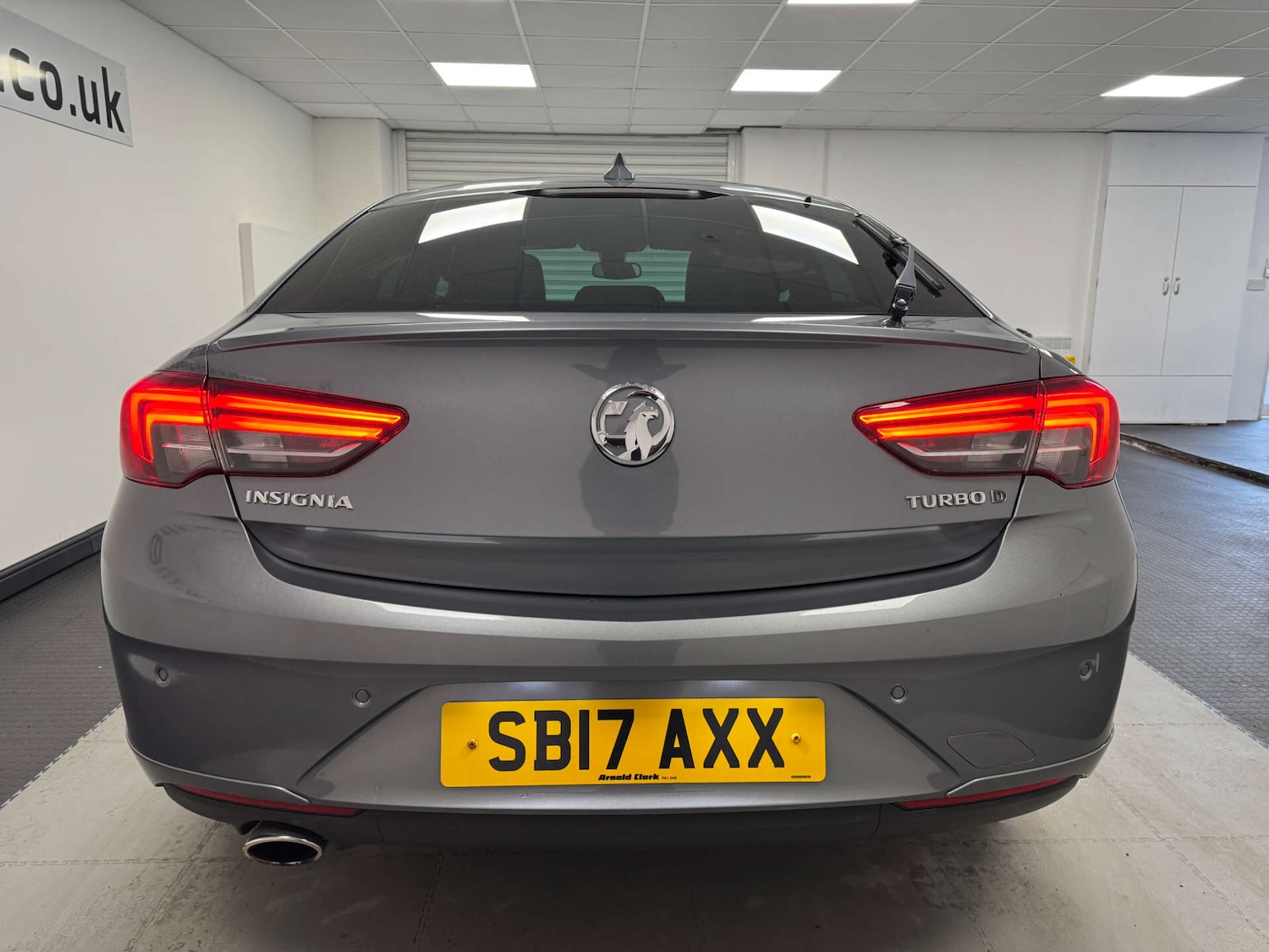 Used Vauxhall Insignia 2017 for sale - 77137075: Photo 26