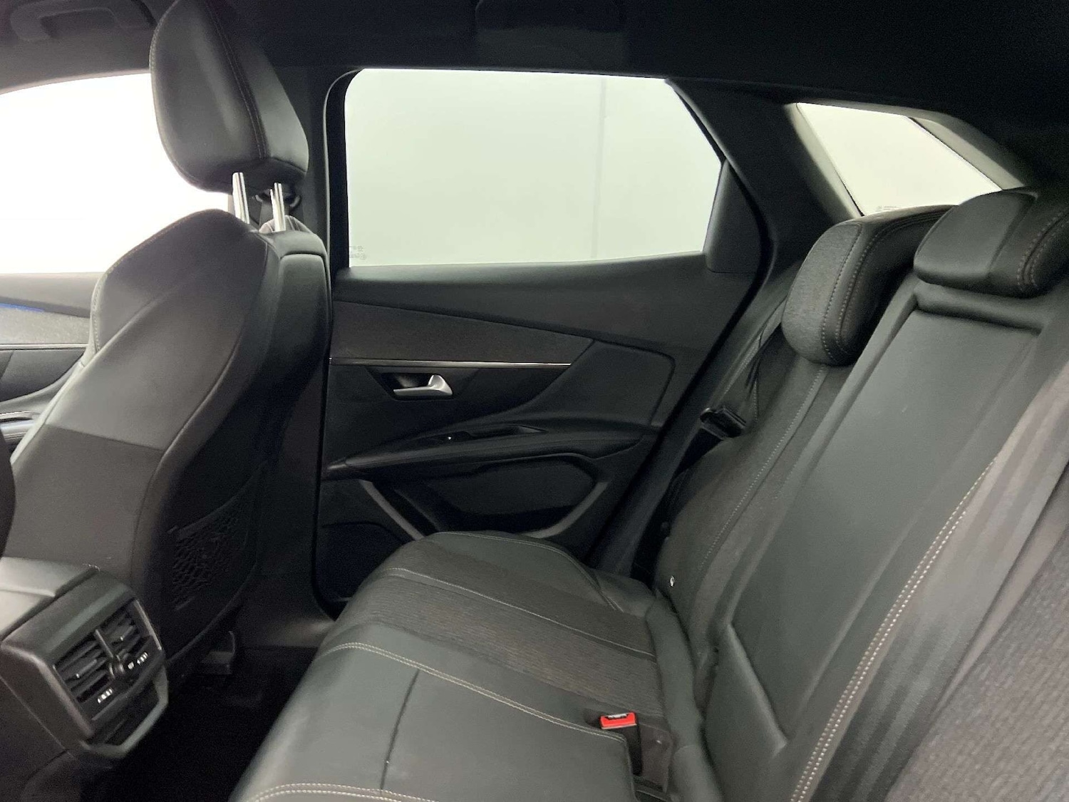 Used Peugeot 3008 2020 for sale - 77145114: Photo 7