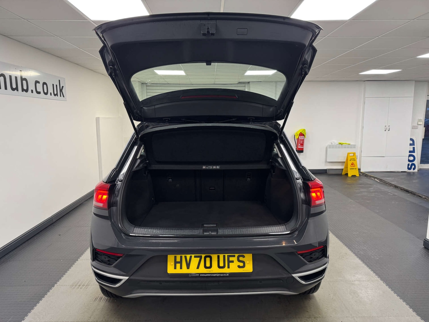 Used Volkswagen T-Roc 2020 for sale - 77247479: Photo 27