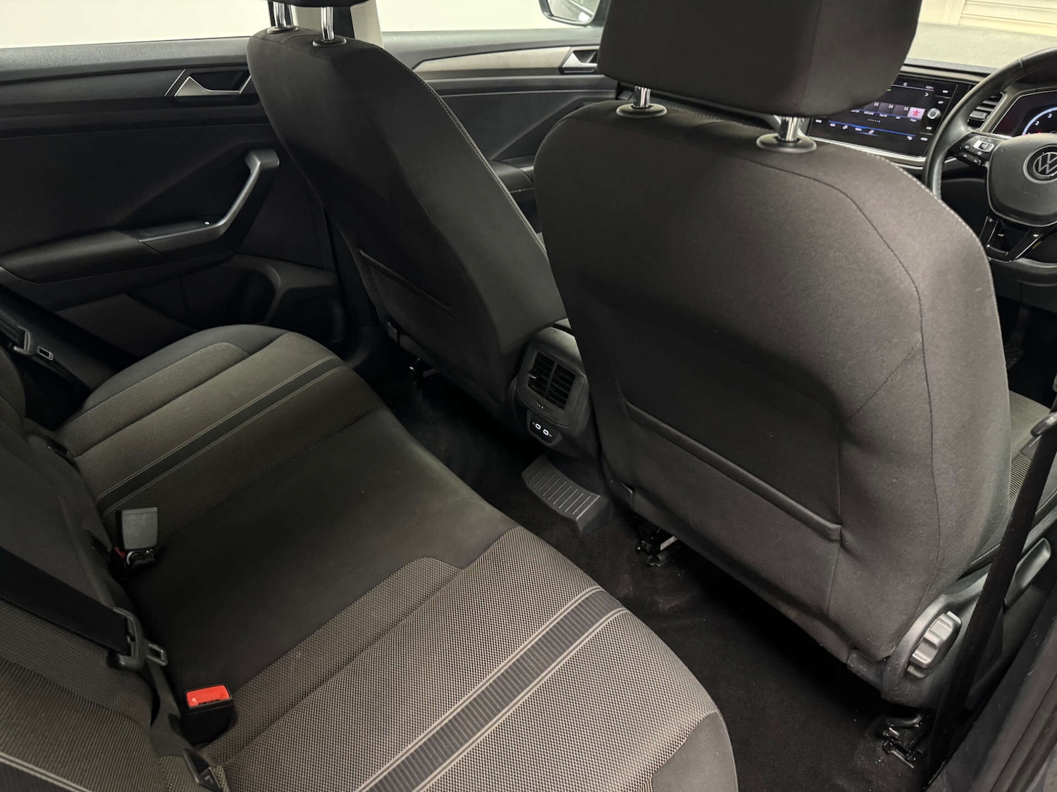 Used Volkswagen T-Roc 2020 for sale - 77247479: Photo 32