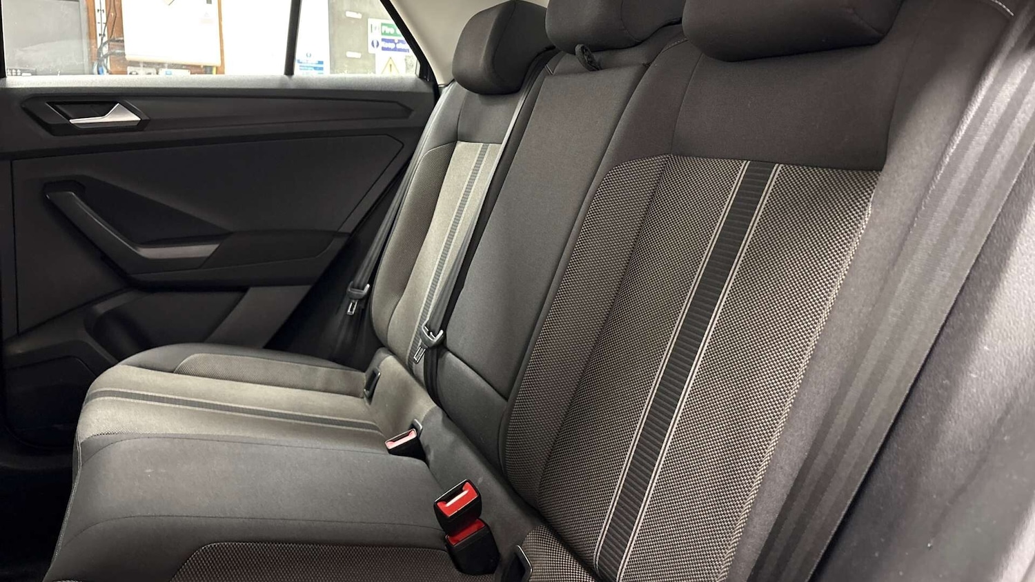 Used Volkswagen T-Roc 2020 for sale - 77247479: Photo 7