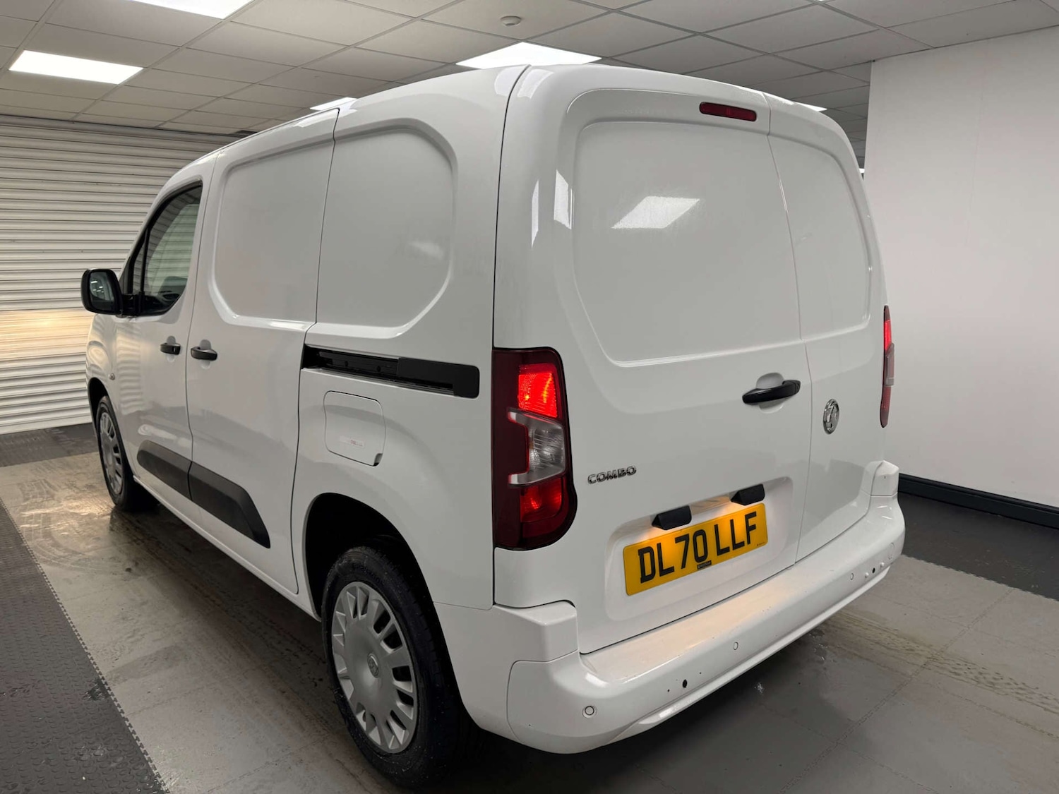 Used Vauxhall Combo 2020 for sale - 77145116: Photo 21