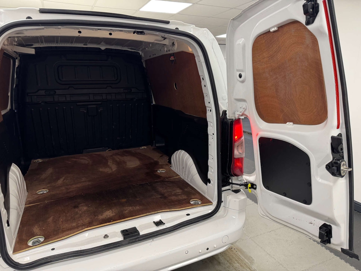 Used Vauxhall Combo 2020 for sale - 77145116: Photo 27