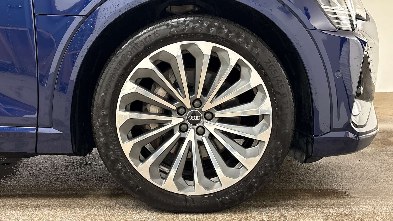 Used Audi e-tron 2021 for sale - 77985036: Photo 5