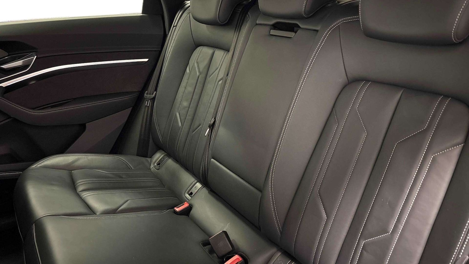 Used Audi e-tron 2021 for sale - 77985036: Photo 7