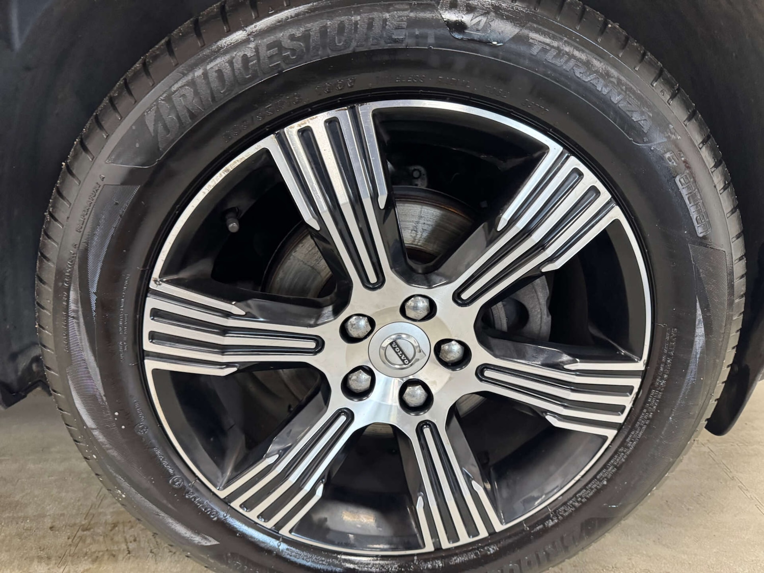 Used Volvo XC40 2020 for sale - 77137072: Photo 10