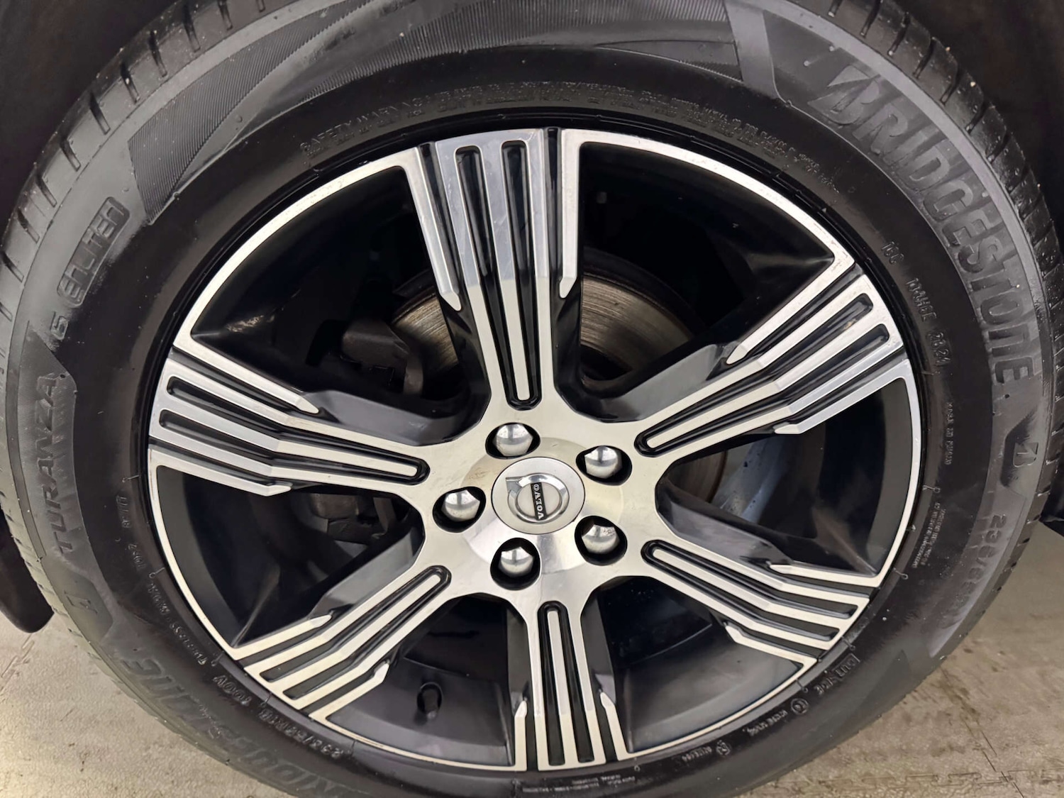 Used Volvo XC40 2020 for sale - 77137072: Photo 7