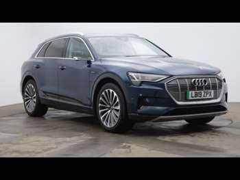 2019 (19) - QUATTRO BASE 5-Door