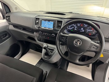 Used Vauxhall Vivaro 2022 for sale - 77931008: Photo