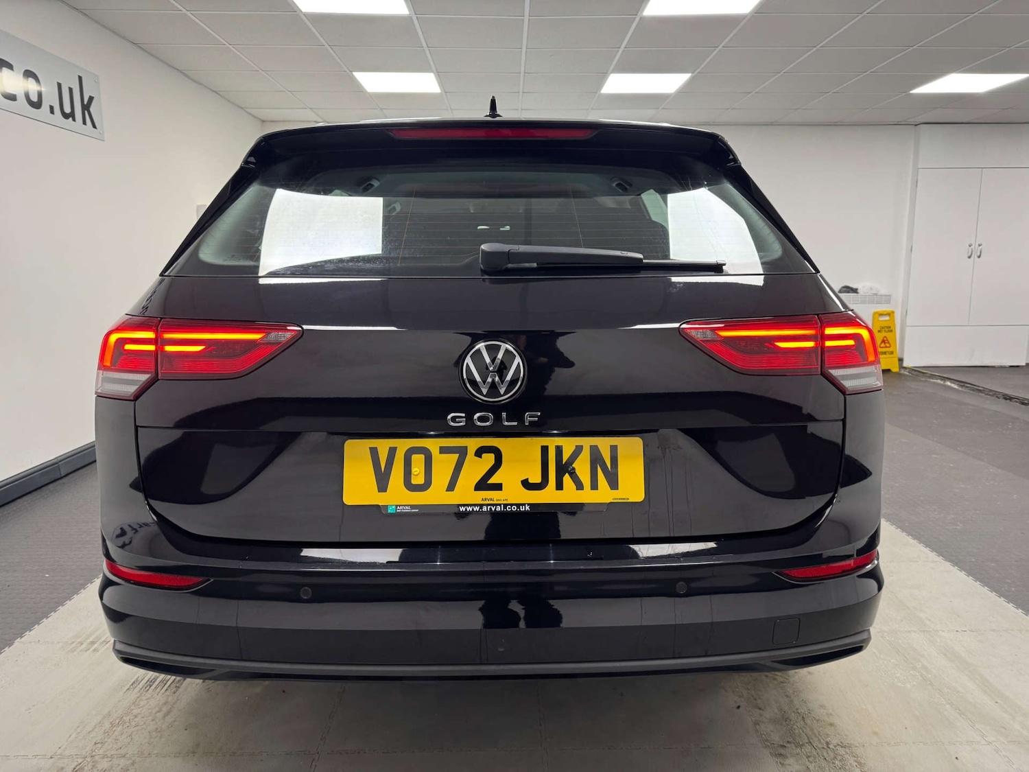 Used Volkswagen Golf 2022 for sale - 77137077: Photo 27