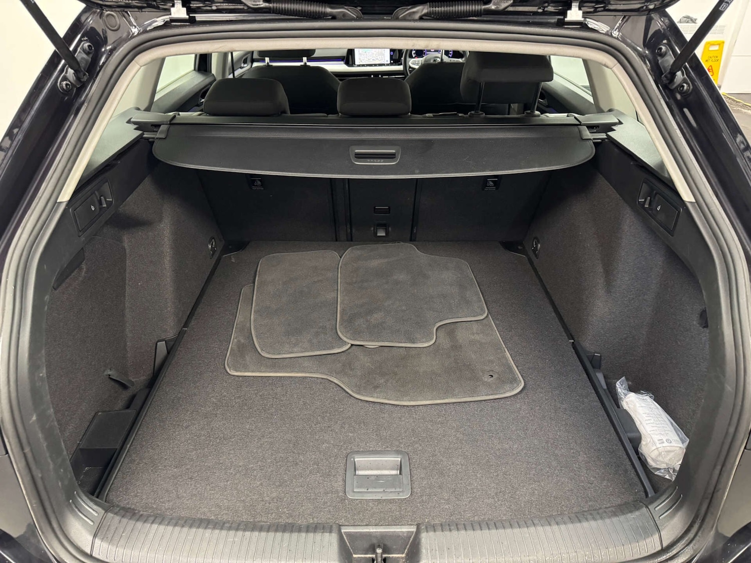 Used Volkswagen Golf 2022 for sale - 77137077: Photo 29