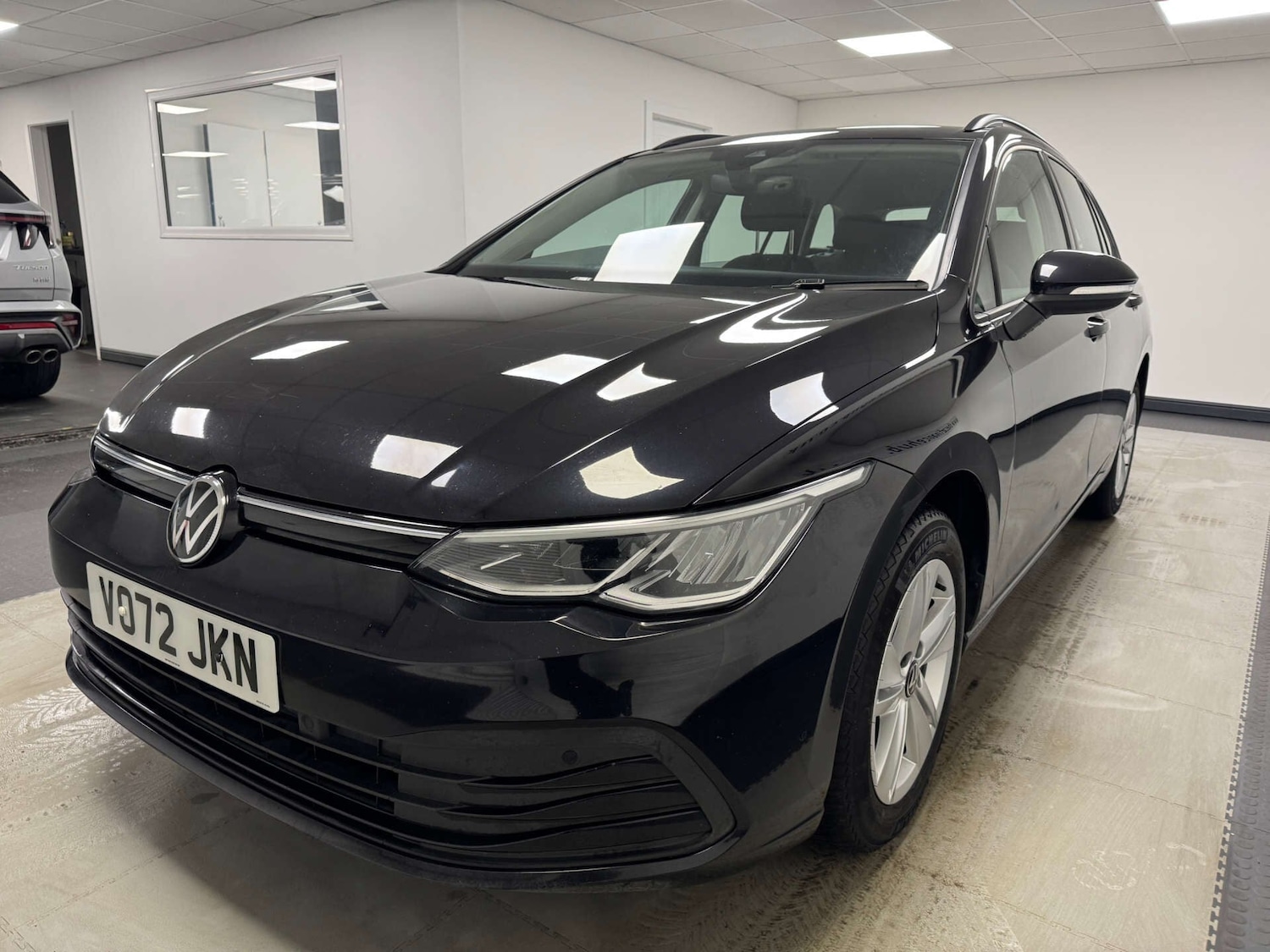 Used Volkswagen Golf 2022 for sale - 77137077: Photo 5