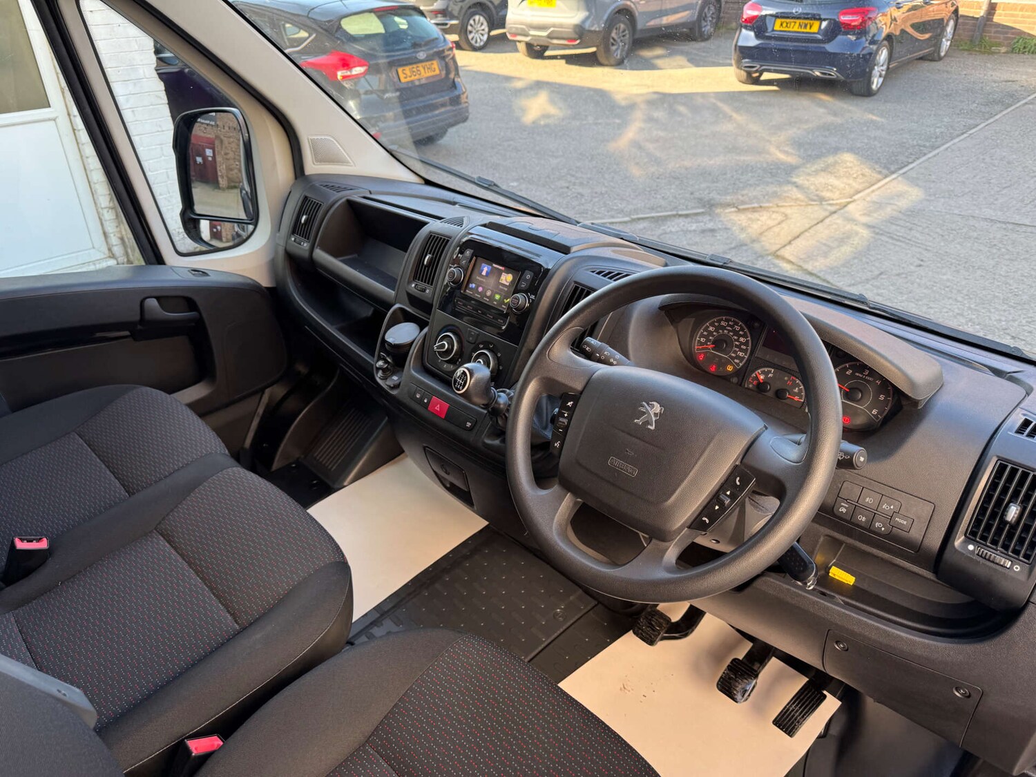 Used Peugeot Boxer 2022 for sale - 77747870: Photo 31