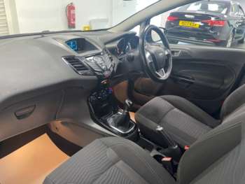 Used Ford Fiesta 2015 for sale - 75136640: Photo
