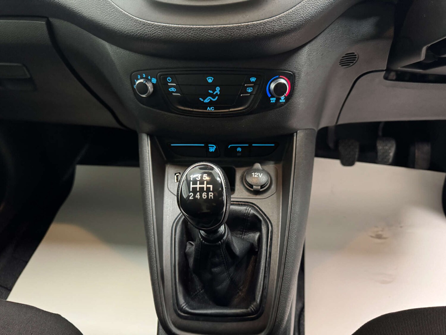 Used Ford Transit Courier 2020 for sale - 77744442: Photo 15