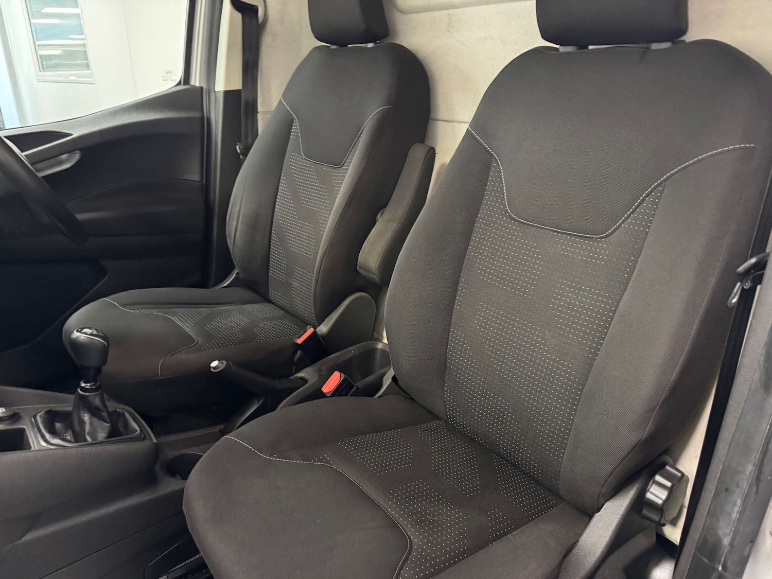 Used Ford Transit Courier 2020 for sale - 77744442: Photo 19