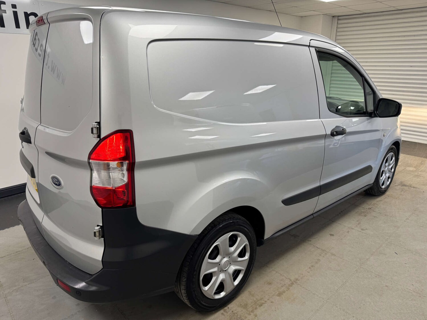 Used Ford Transit Courier 2020 for sale - 77744442: Photo 30