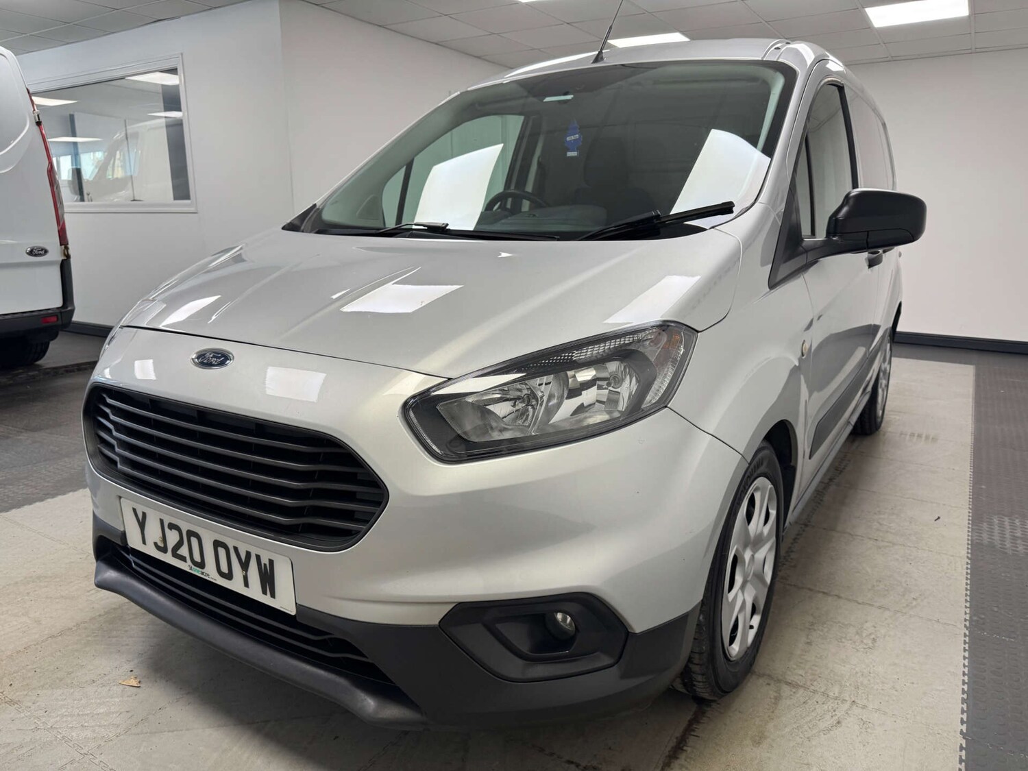 Used Ford Transit Courier 2020 for sale - 77744442: Photo 5