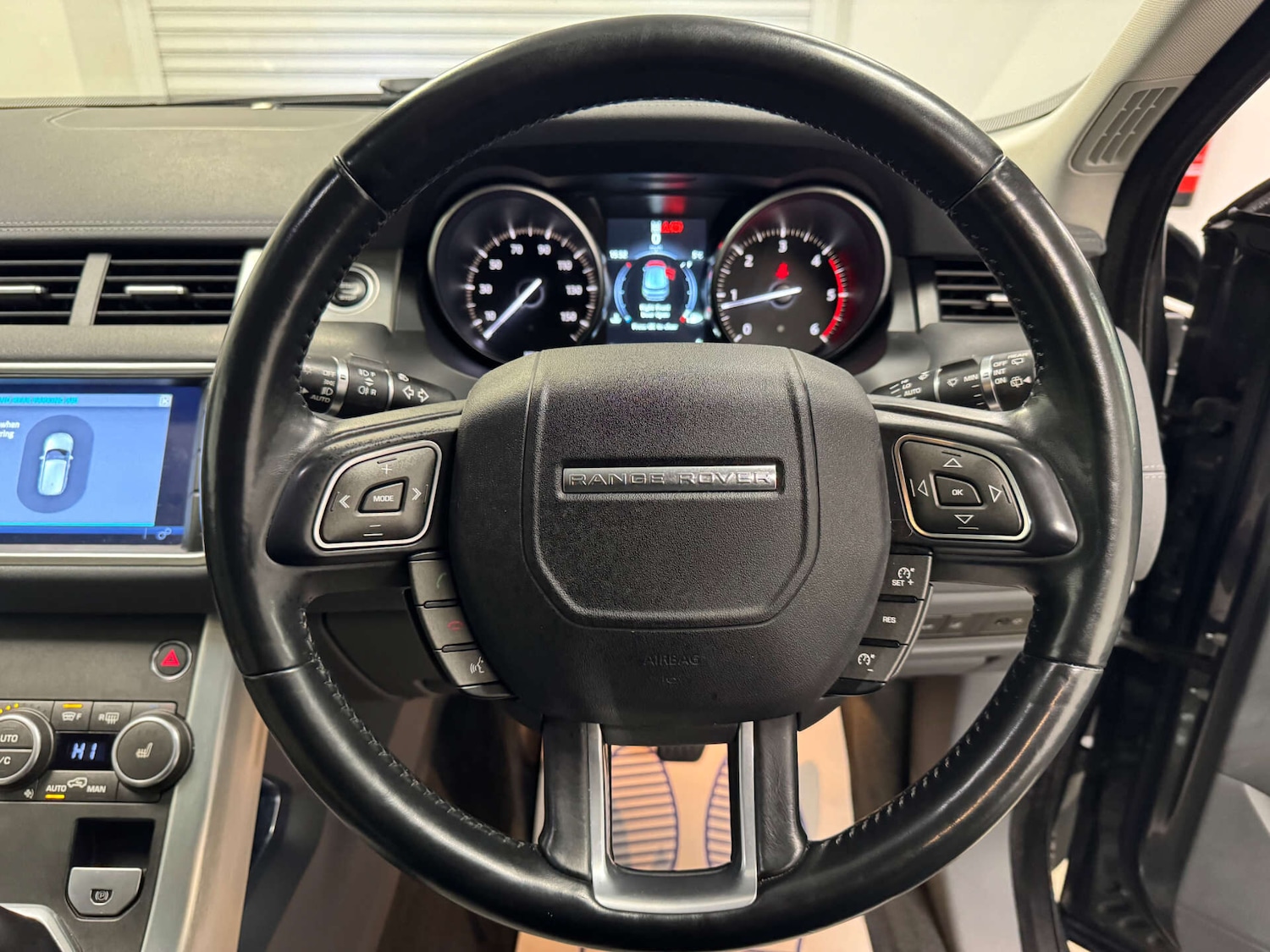 Used Land Rover Range Rover Evoque 2017 for sale - 77368074: Photo 12