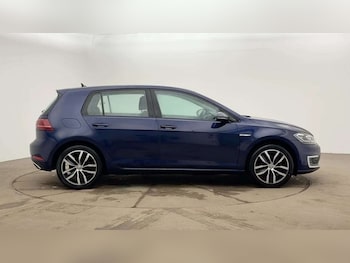 Used Volkswagen Golf 2019 for sale - 78190750: Photo