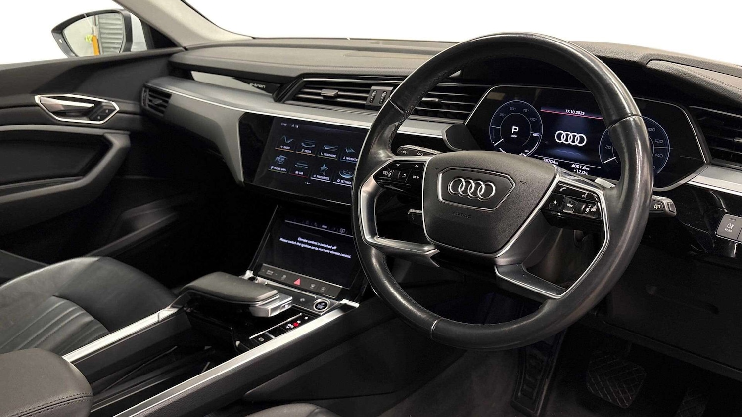 Used Audi e-tron 2021 for sale - 77272482: Photo 6