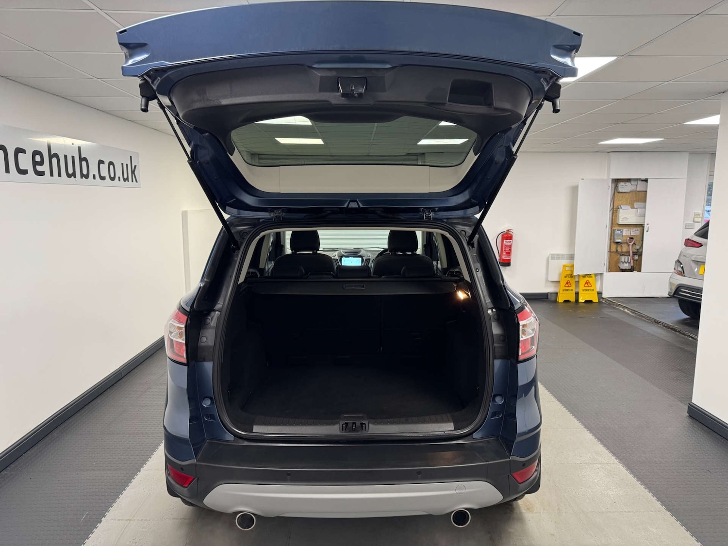 Used Ford Kuga 2019 for sale - 77145100: Photo 27