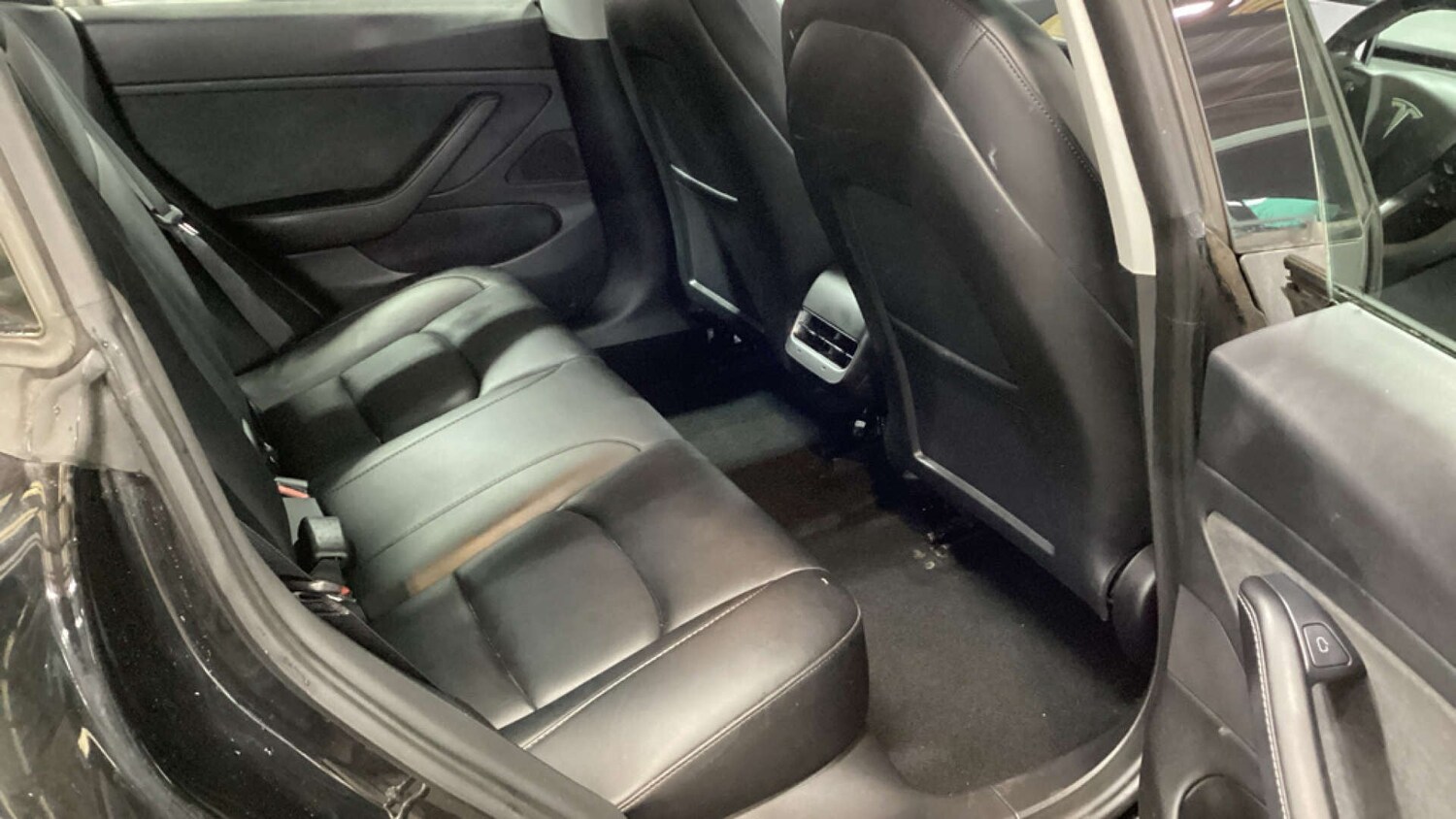 Used Tesla Model 3 2020 for sale - 77493857: Photo 6