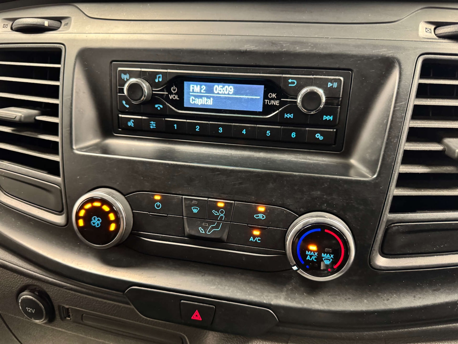 Used Ford Transit Custom 2019 for sale - 77931011: Photo 14