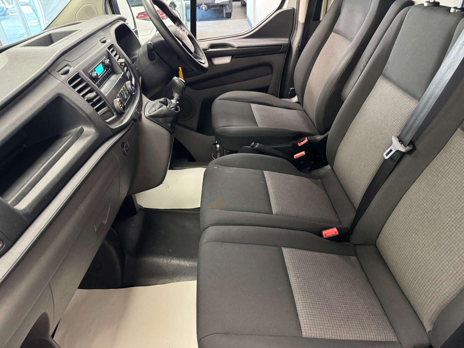 Used Ford Transit Custom 2019 for sale - 77931011: Photo 15