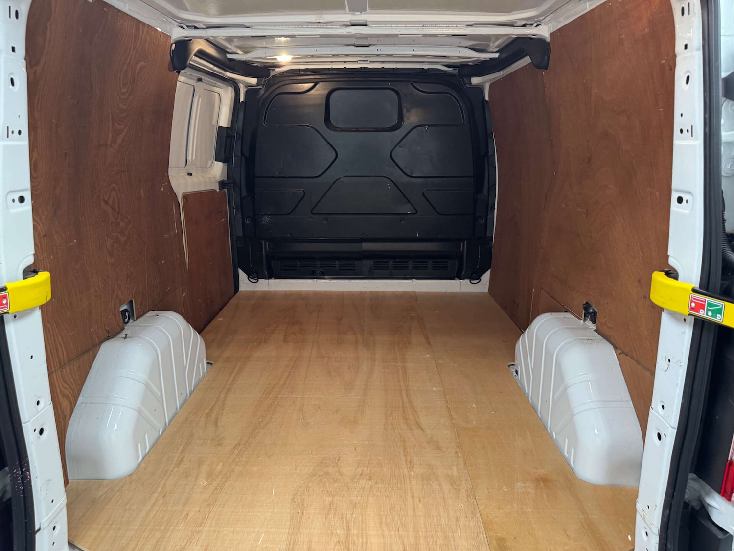 Used Ford Transit Custom 2019 for sale - 77931011: Photo 24