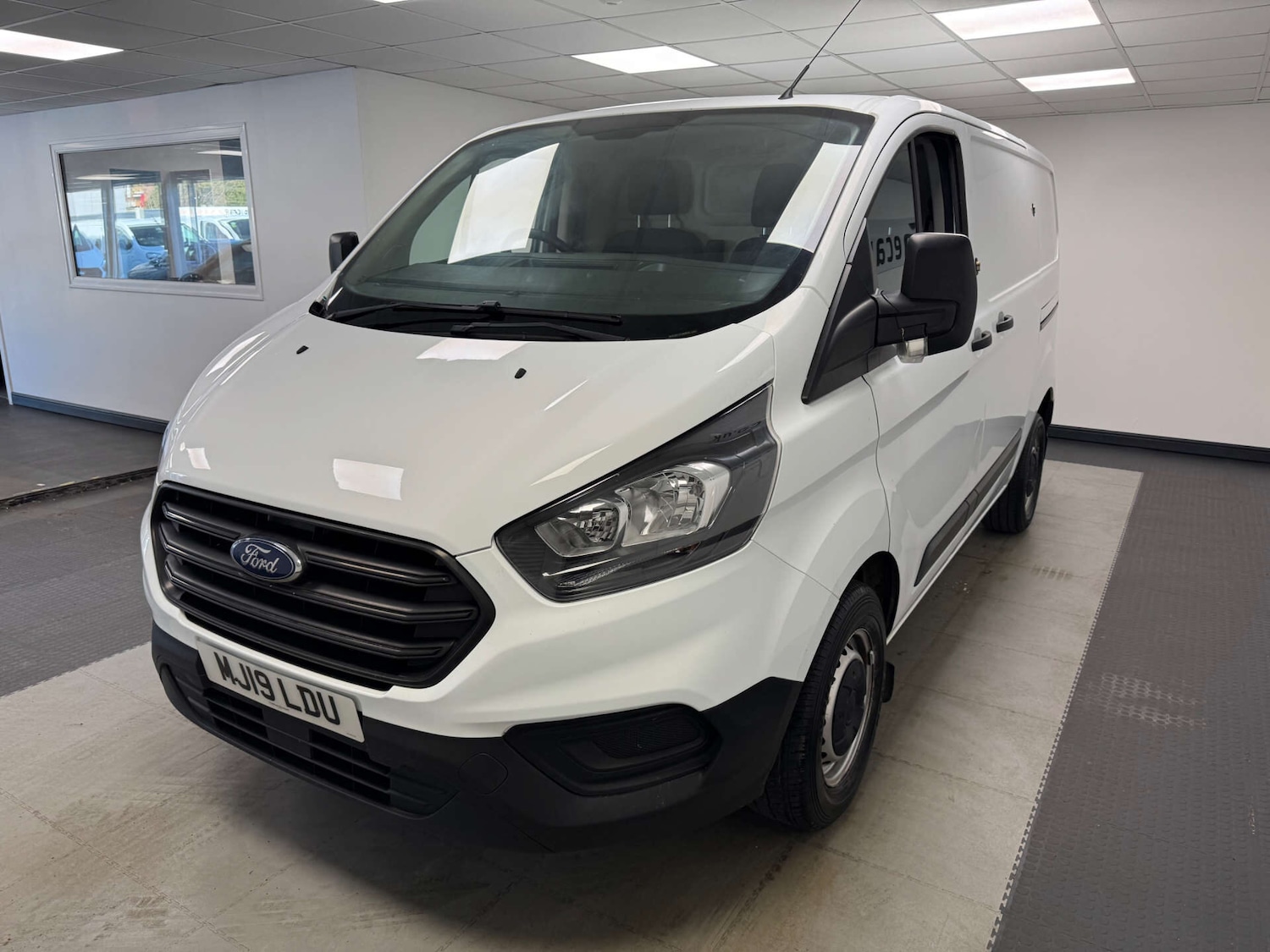 Used Ford Transit Custom 2019 for sale - 77931011: Photo 5
