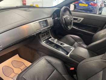 Used Jaguar XF 2015 for sale - 75136688: Photo