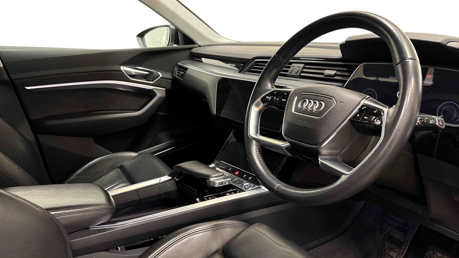 Used Audi e-tron 2020 for sale - 77901069: Photo 6