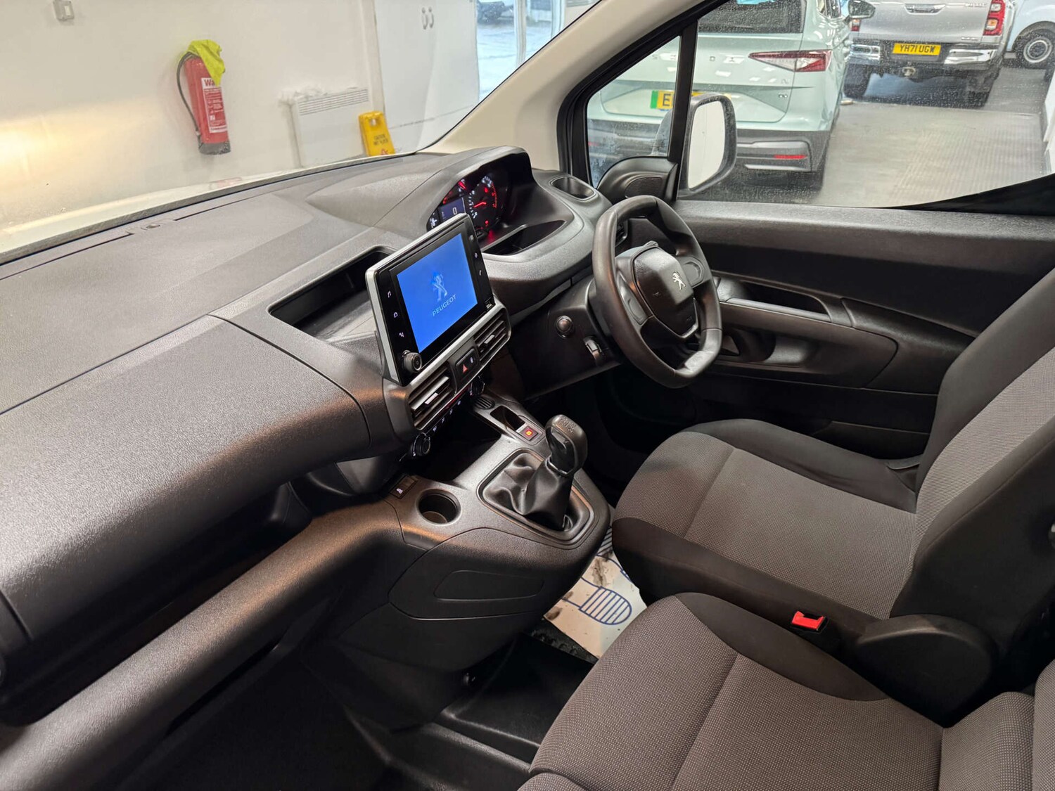 Used Peugeot Partner 2019 for sale - 77368104: Photo 11