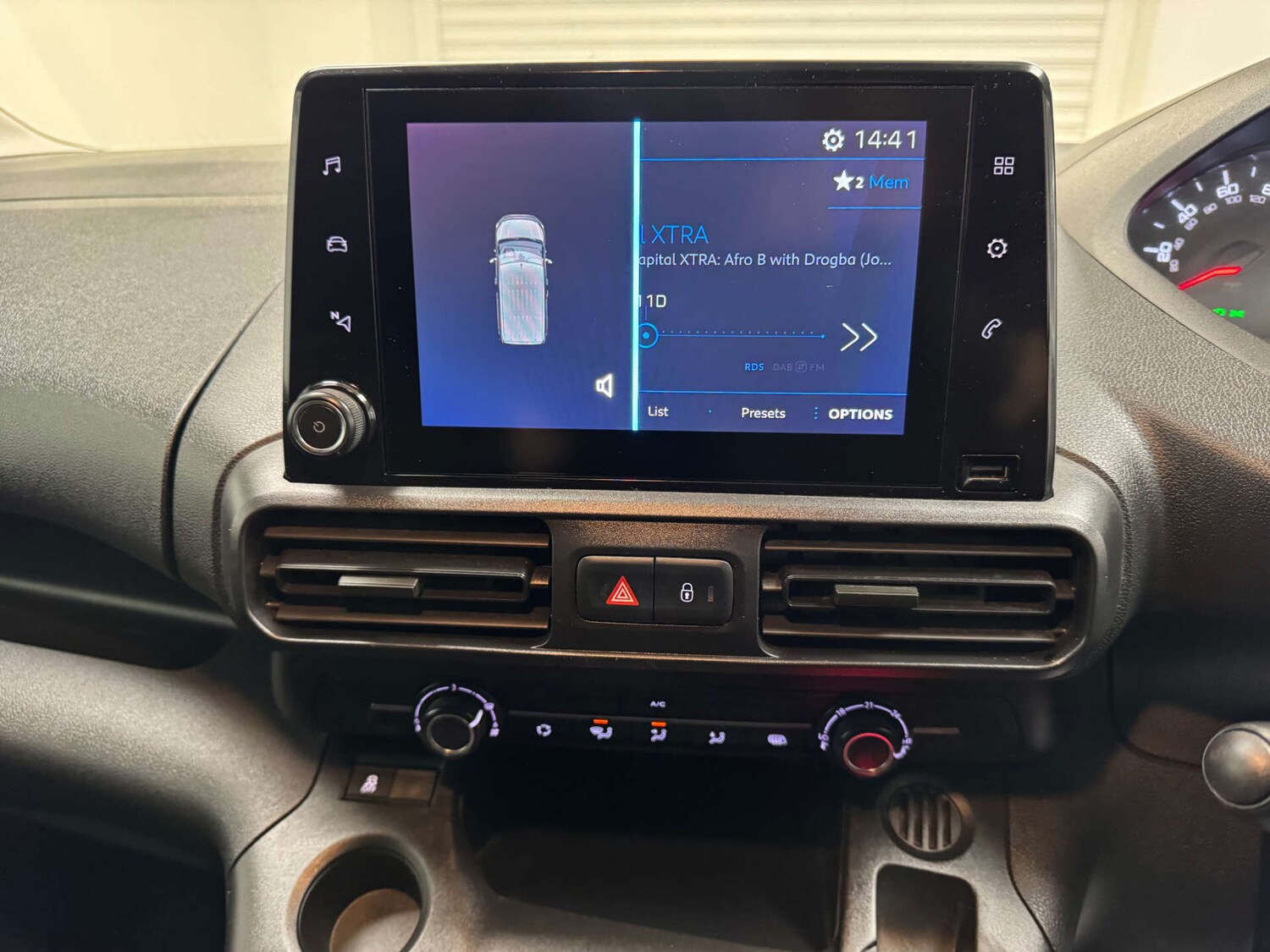 Used Peugeot Partner 2019 for sale - 77368104: Photo 15