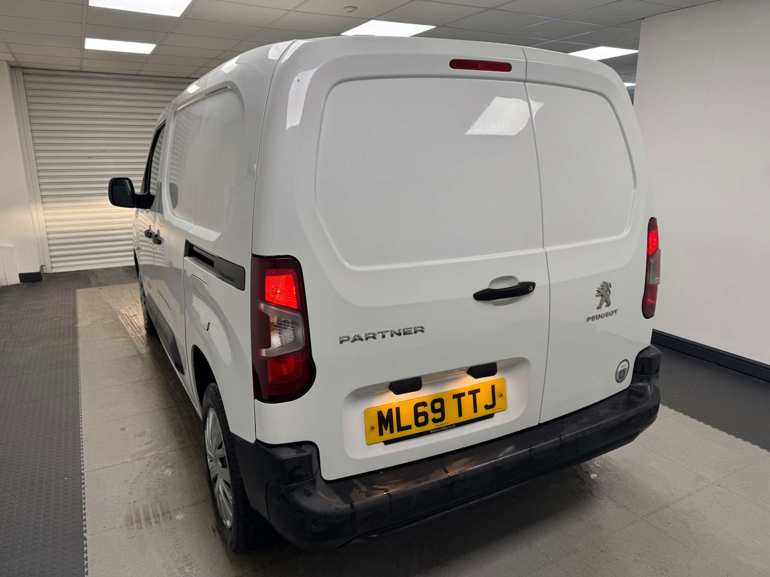 Used Peugeot Partner 2019 for sale - 77368104: Photo 22