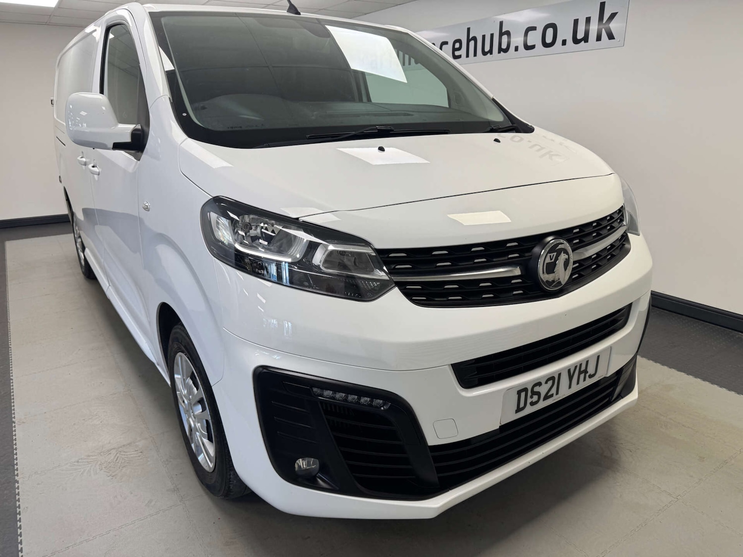 Used Vauxhall Vivaro 2021 for sale - 78111890: Photo 4