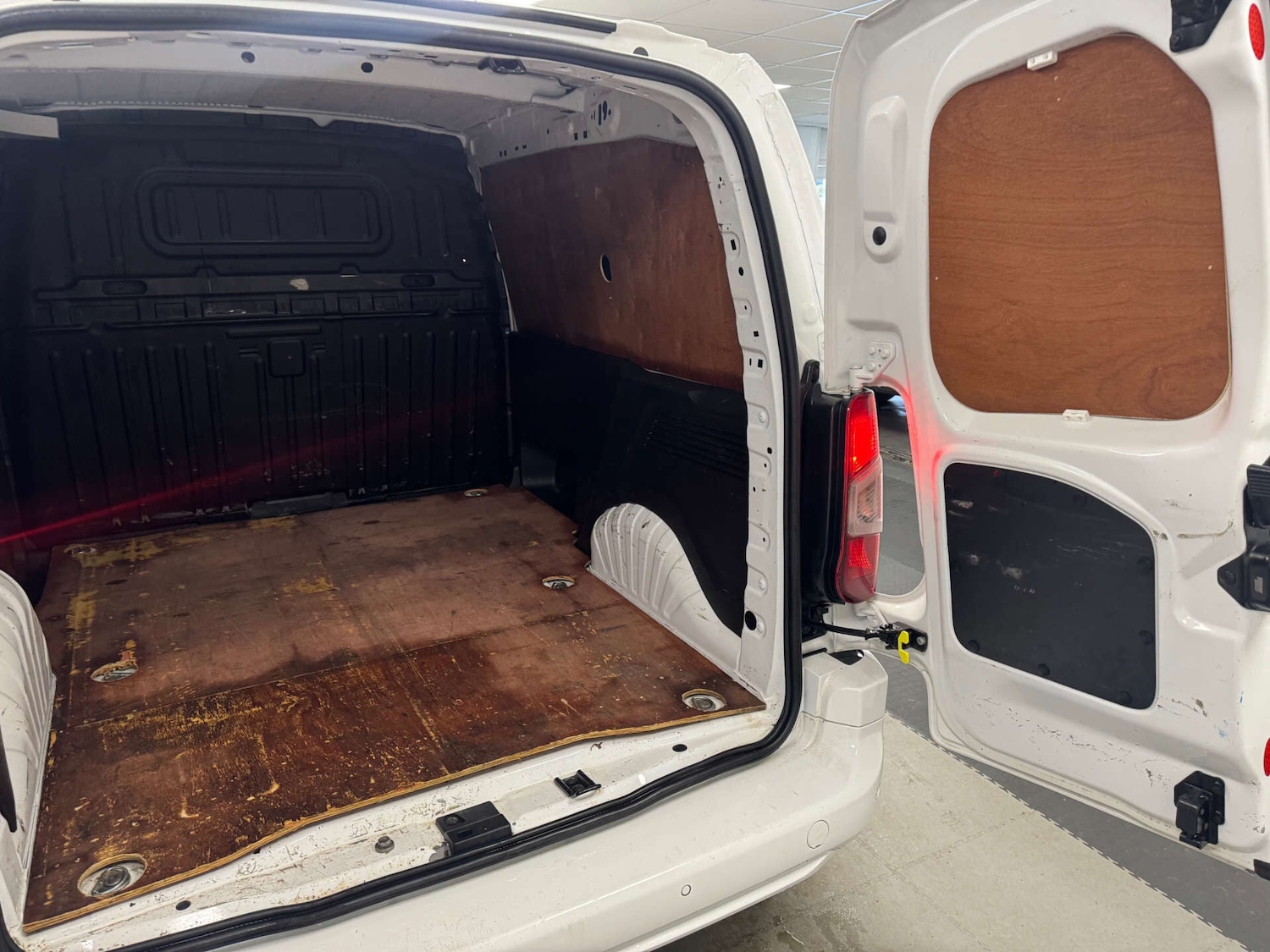 Used Vauxhall Combo 2020 for sale - 77375904: Photo 26