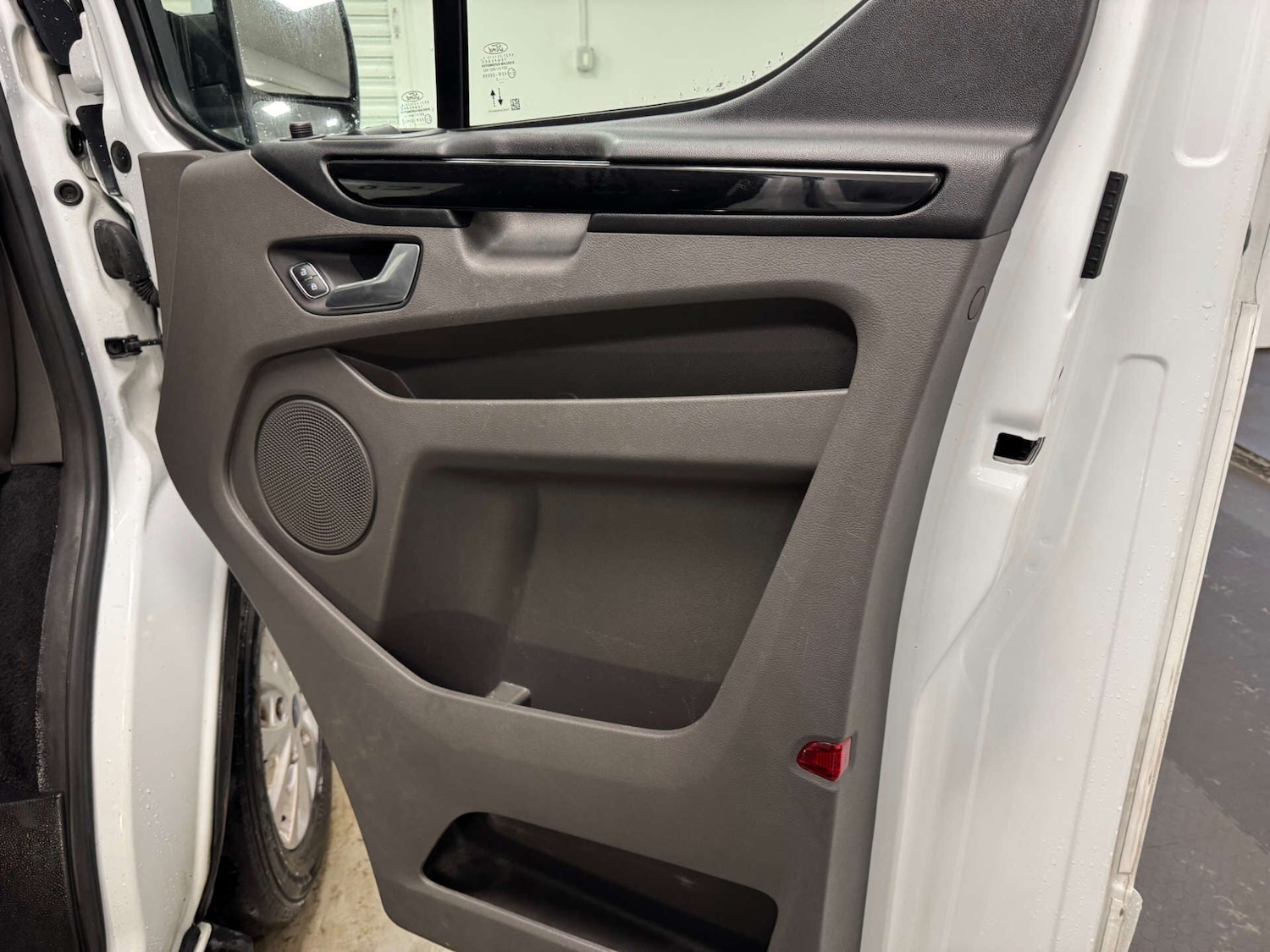 Used Ford Transit Custom 2022 for sale - 77145120: Photo 37