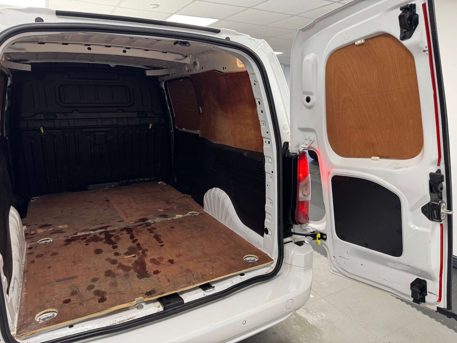 Used Vauxhall Combo 2021 for sale - 77145118: Photo 25