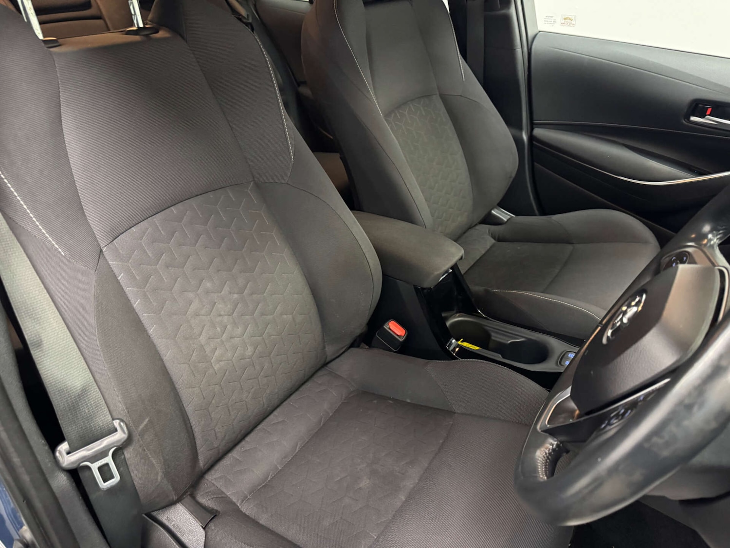 Used Toyota Corolla 2020 for sale - 77138749: Photo 37