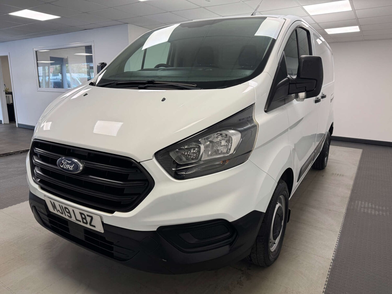 Used Ford Transit Custom 2019 for sale - 77831864: Photo 5