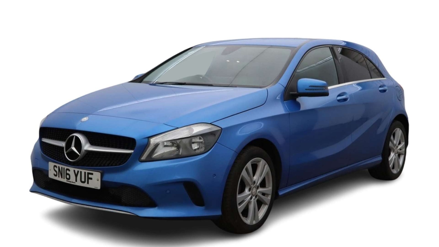 Used Mercedes-Benz A-Class 2016 for sale - 77931007: Photo 2