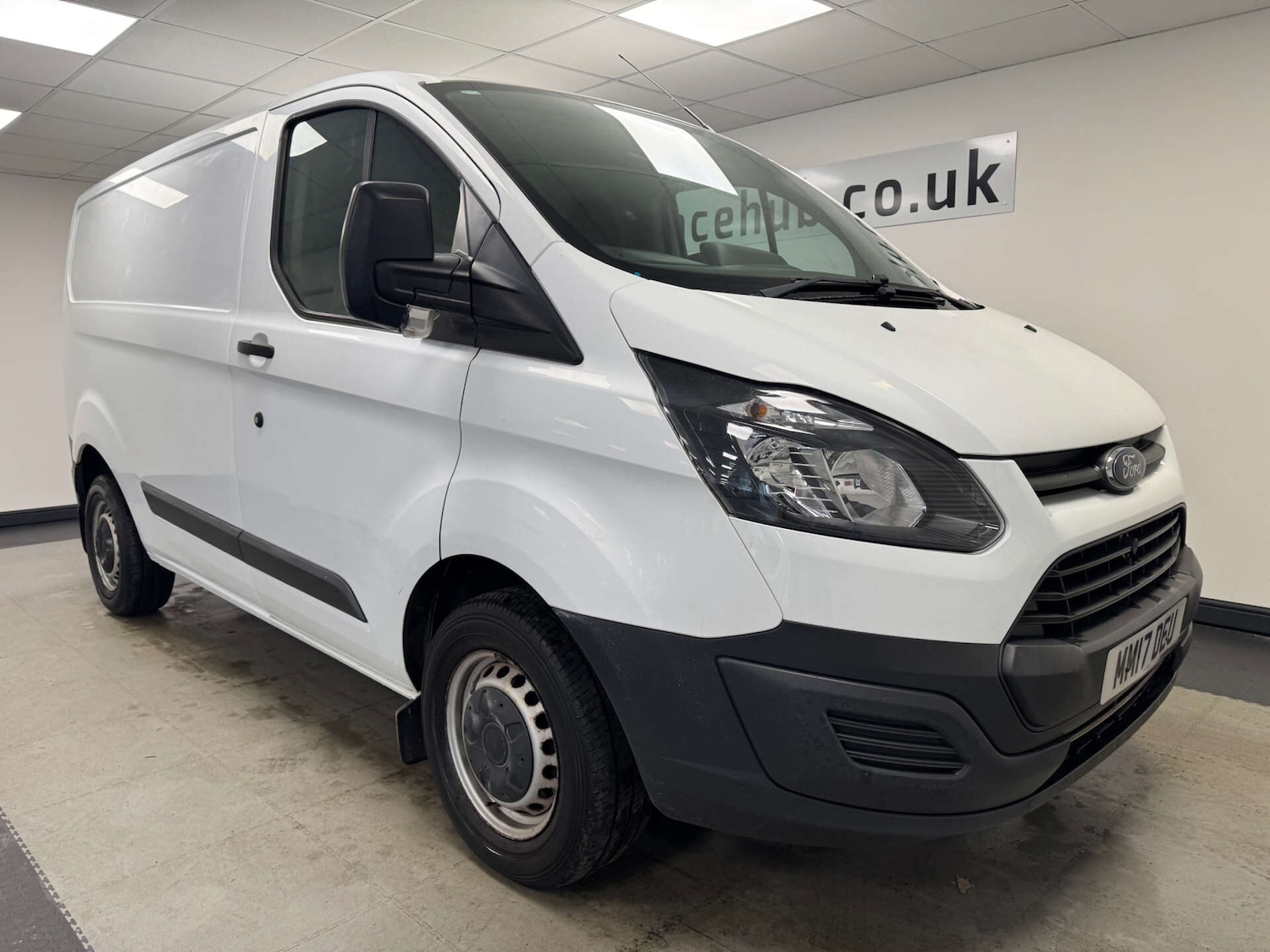 Used Ford Transit Custom 2017 for sale - 77716301: Photo 1