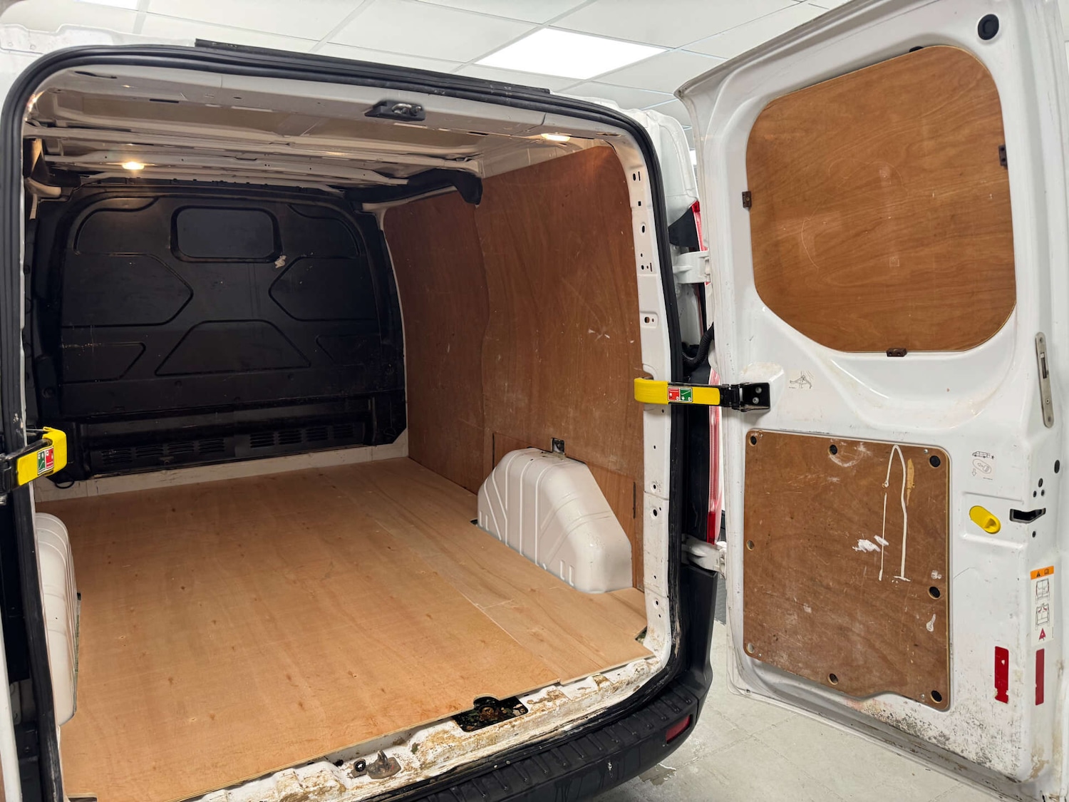 Used Ford Transit Custom 2017 for sale - 77716301: Photo 27