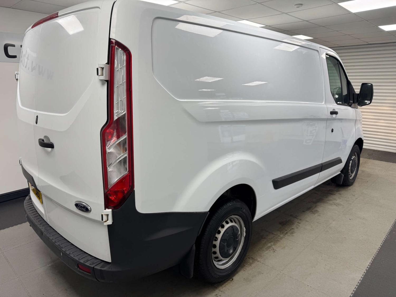 Used Ford Transit Custom 2017 for sale - 77716301: Photo 29