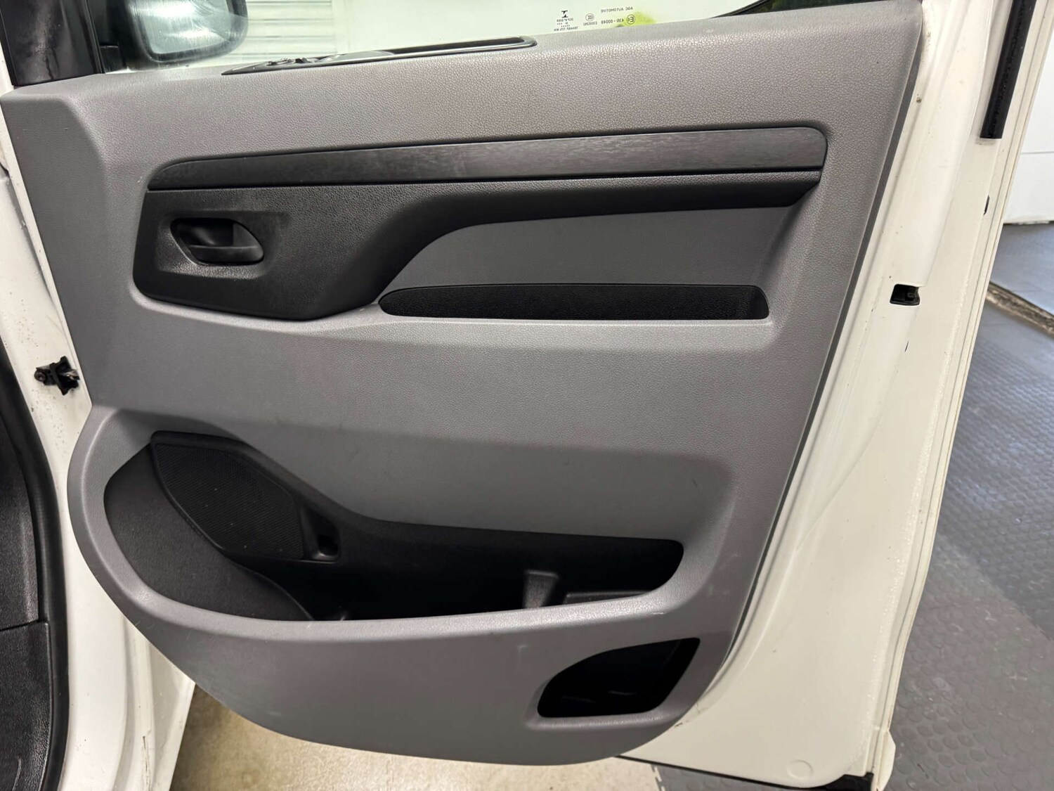 Used Vauxhall Vivaro 2020 for sale - 77368087: Photo 38