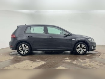 Used Volkswagen Golf 2020 for sale - 77616184: Photo